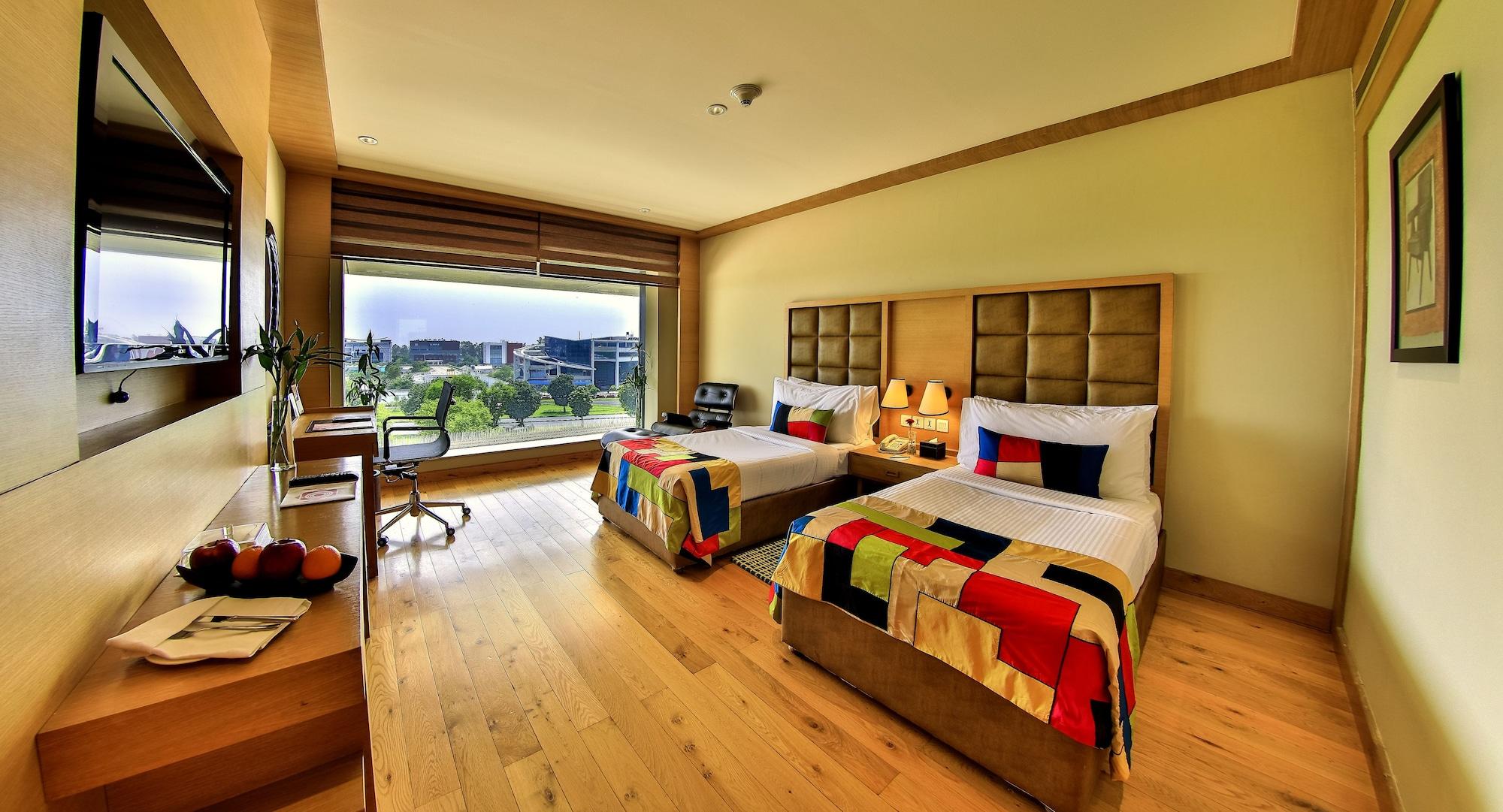 Hotel The Lalit Chandigarh