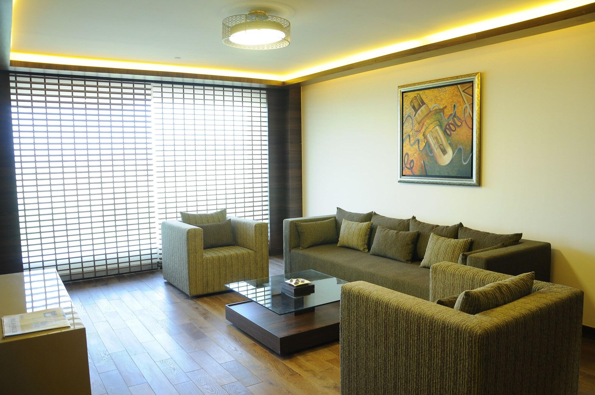 The Lalit Chandigarh