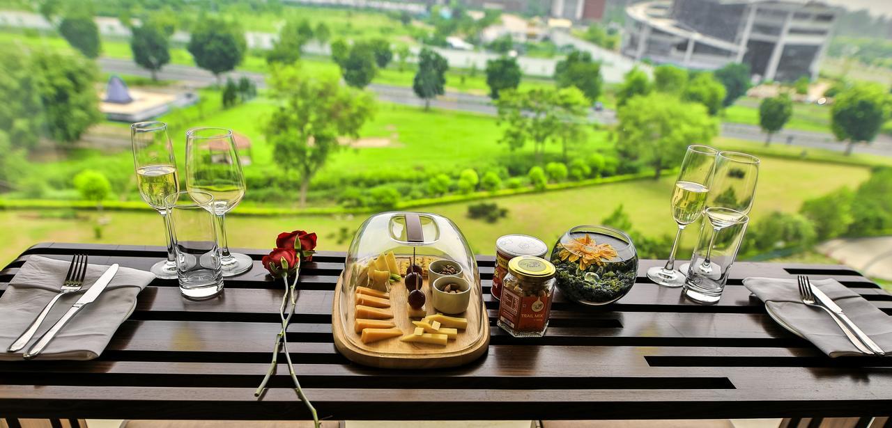 Hotel The Lalit Chandigarh